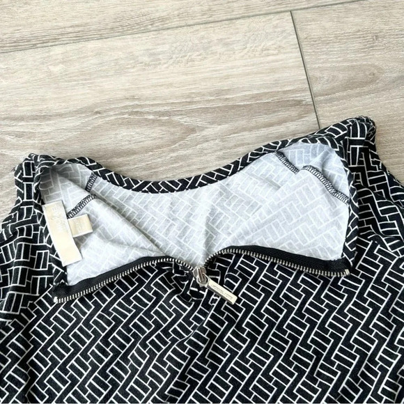 Michael Kors  Stretch Cold Shoulder Long Sleeve Tunics - Picture 16 of 16